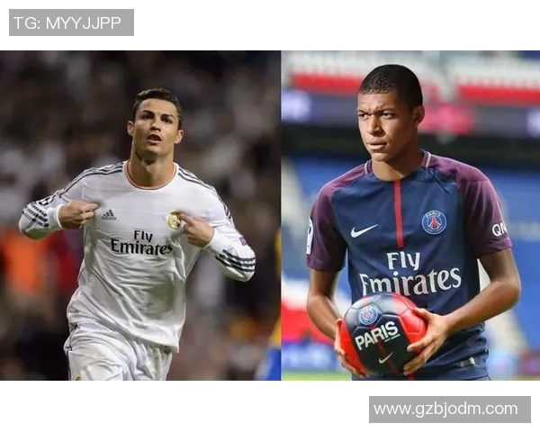 足球明星之间手部动作的微妙交流与默契配合解析